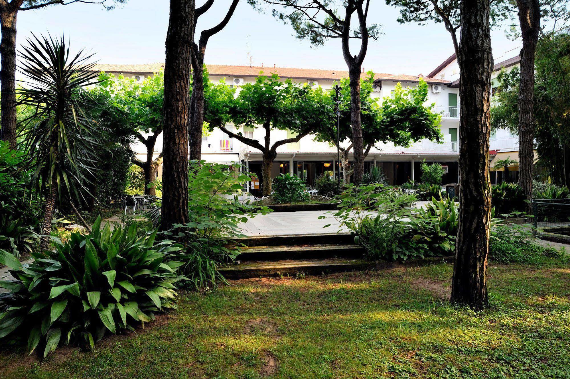 Holiday Center Valdor Cavallino-Treporti Exterior foto